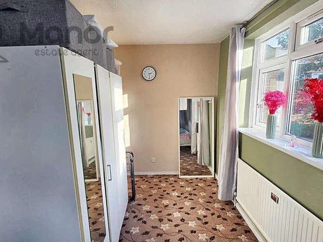House for sale in Little Ilford, Greater London