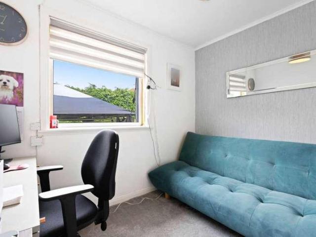 House for sale in Renfrew, Freeland