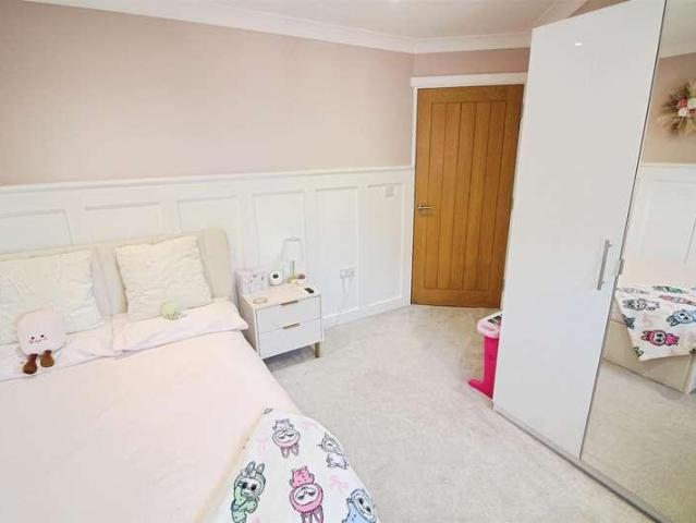 House for sale in Garforth, West Yorkshire