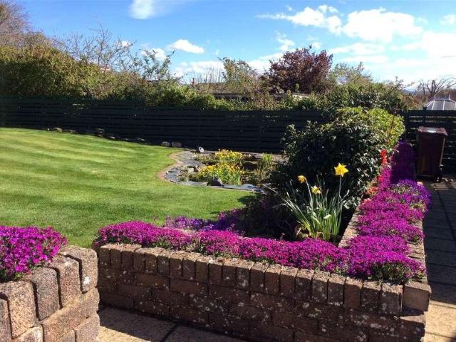 House for sale in Clwyd