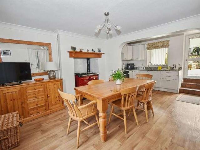 House for sale in Weir Quay, Devon