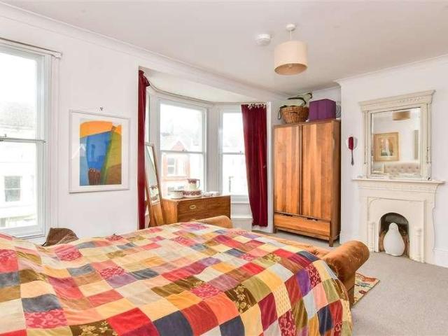 House for sale in Round Hill, Brighton & Hove