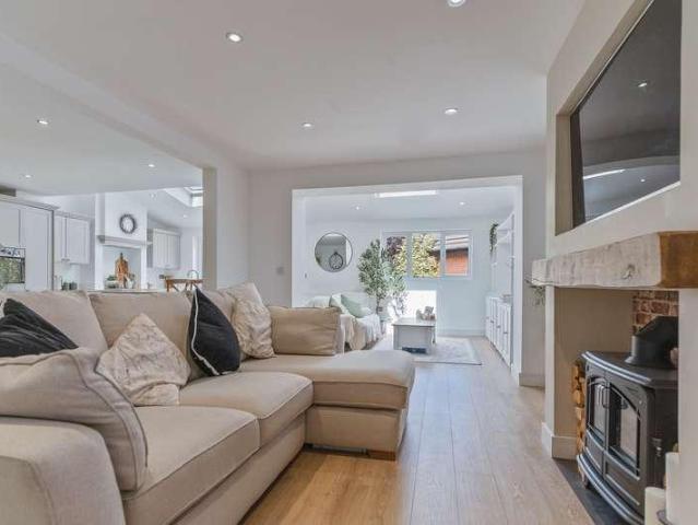 House for sale in Glan Llyn, Wales