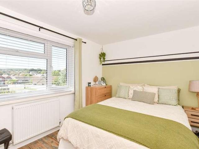 House for sale in Easton, Freshwater