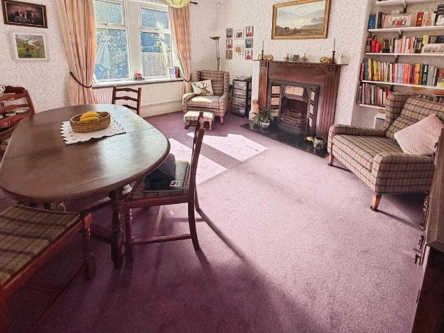 House for sale in Baildon, West Yorkshire