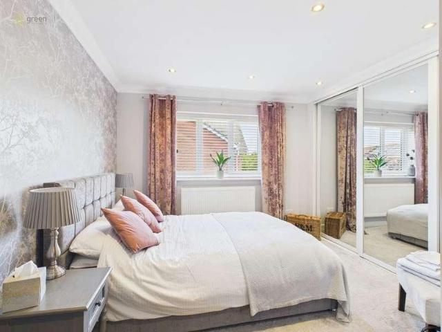 House for sale in Kettlebrook, Staffordshire
