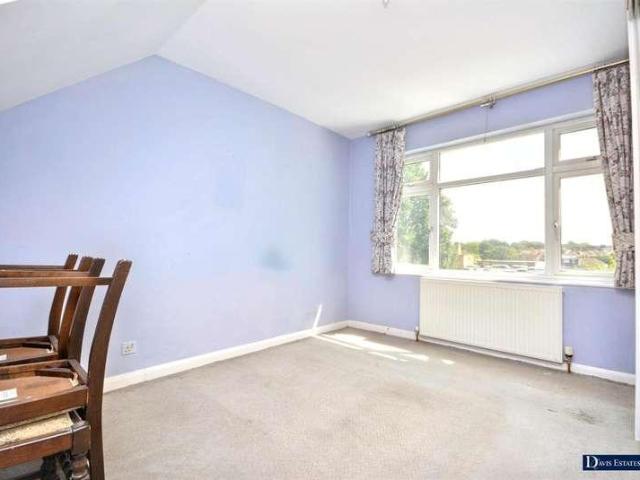 House for sale in Gidea Park, Greater London