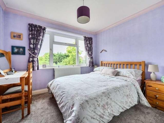 House for sale in Bush Hill Park, Greater London