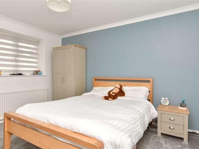 House for sale in Lower Upnor, Frindsbury
