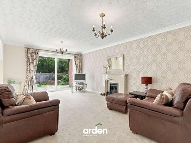 House for sale in Oakenshaw South, Redditch