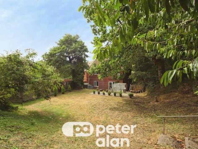 House for sale in Maesglas, Wales