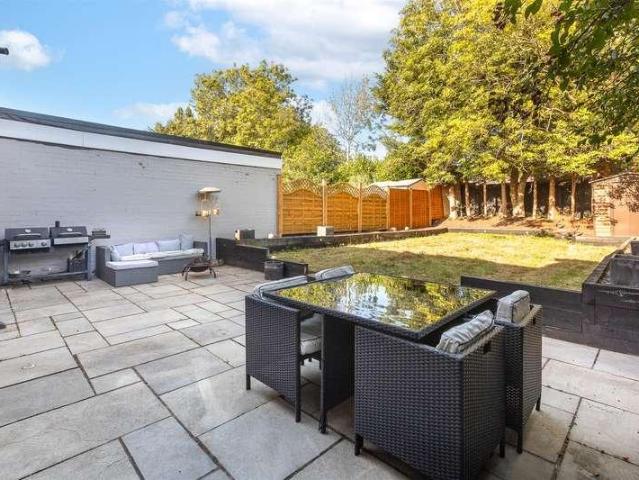 House for sale in Old Wharf, City Of Leicester