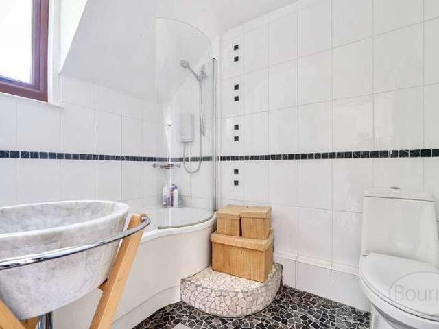House for sale in Bolton Low Houses, Hampshire