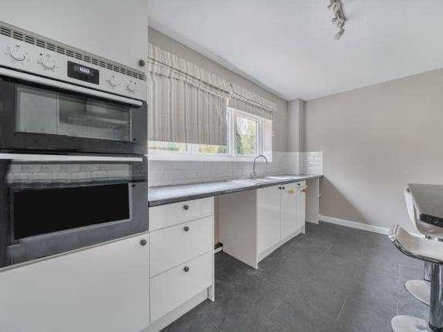 House for sale in Ashmore Green, West Berkshire
