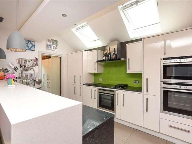 House for sale in Red Hill, Surrey