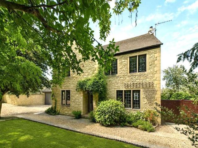 House for sale in Black Bourton, Oxfordshire