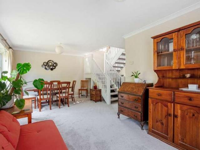 House for sale in Busbridge, Fole