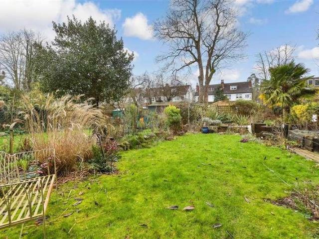 House for sale in London Borough of Croydon, Purley