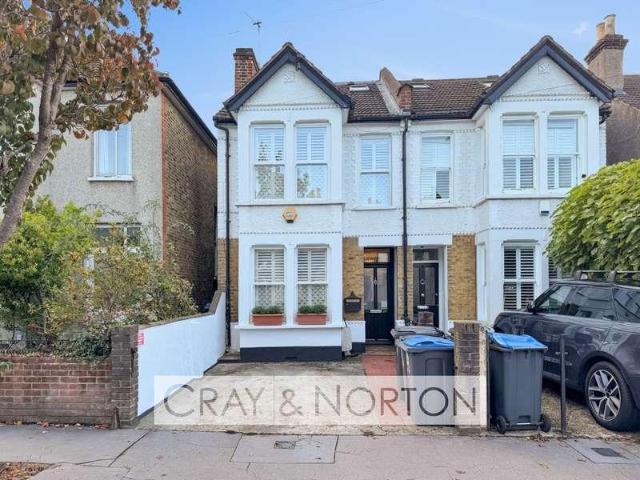 House for sale in London Borough of Croydon, Greater London