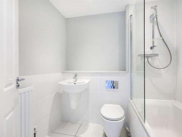 House for sale in Upperton, Eastbourne