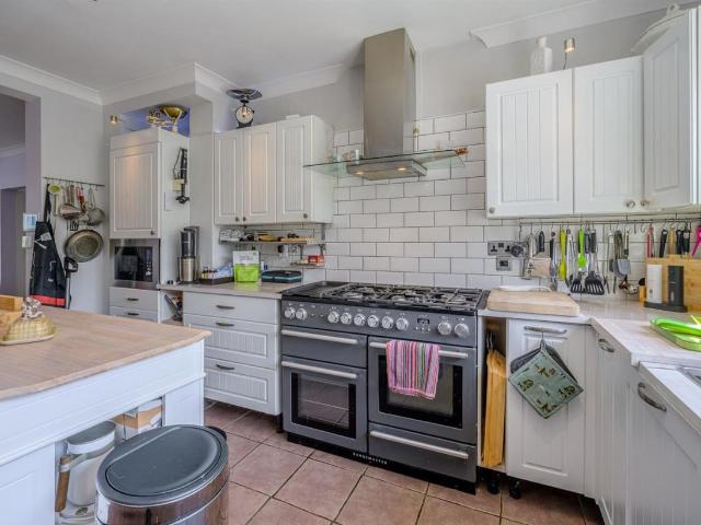 House for sale in Stourbridge, West Midlands