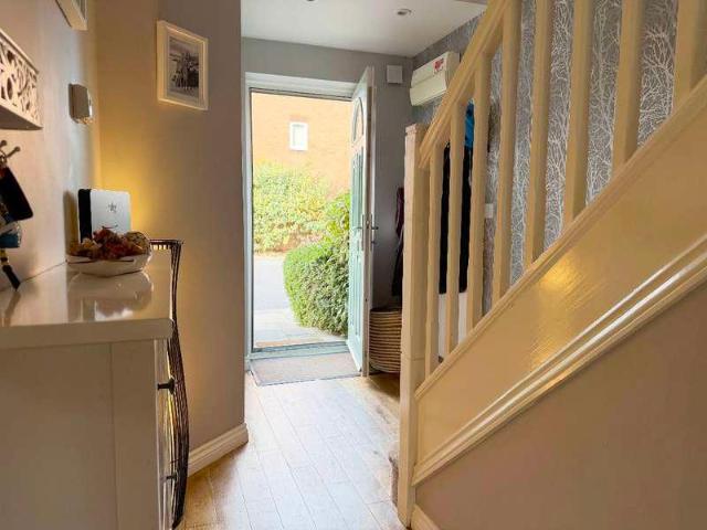 House for sale in Warwick