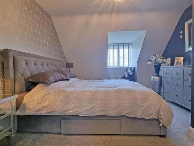 House for sale in Wythall Heath, Bromsgrove