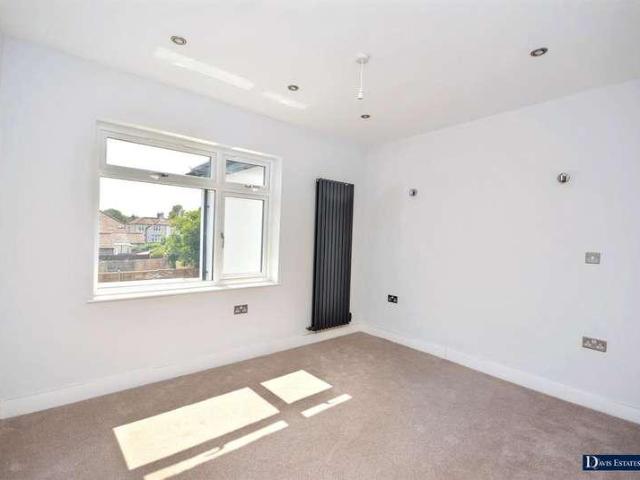House for sale in Gidea Park, Greater London