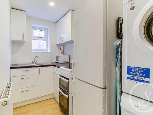 House for sale in Harewood, West Yorkshire