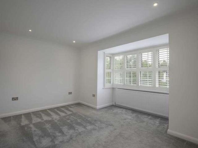 House for sale in Elstree and Borehamwood, Borehamwood