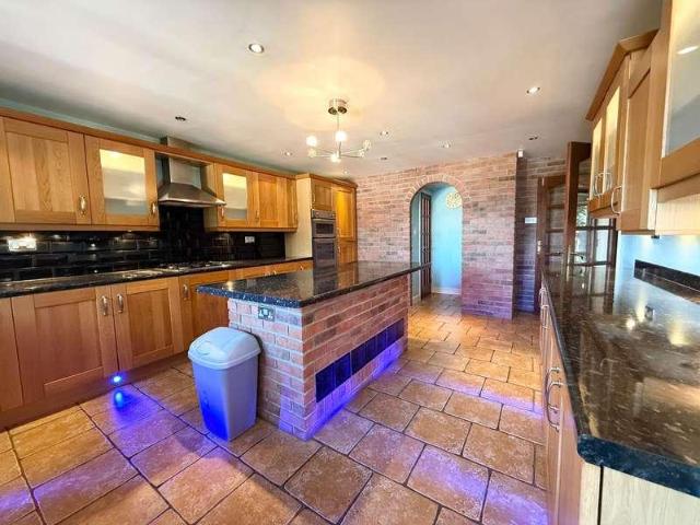 House for sale in Cradley, West Midlands