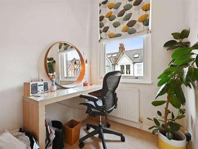House for sale in Shepherd's Bush, Greater London