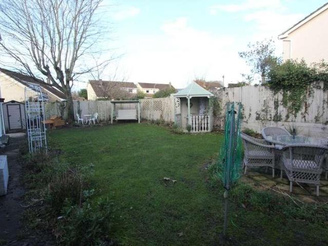 House for sale in Llan-Maes, Wales