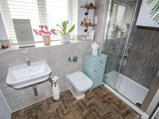 House for sale in Tadpole Garden Village, Blunsdon St Andrew