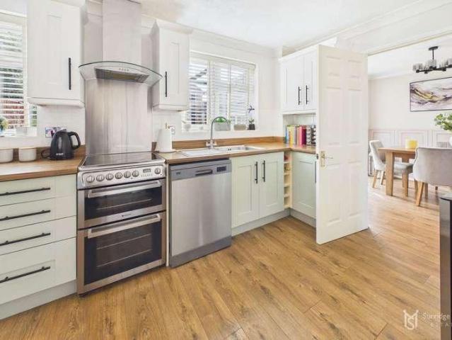 House for sale in Friday Street, Eastbourne