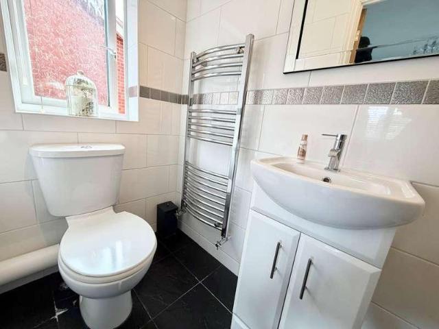 House for sale in Brierley Hill, West Midlands