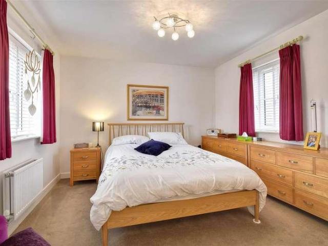 House for sale in Bridgefield, Kent