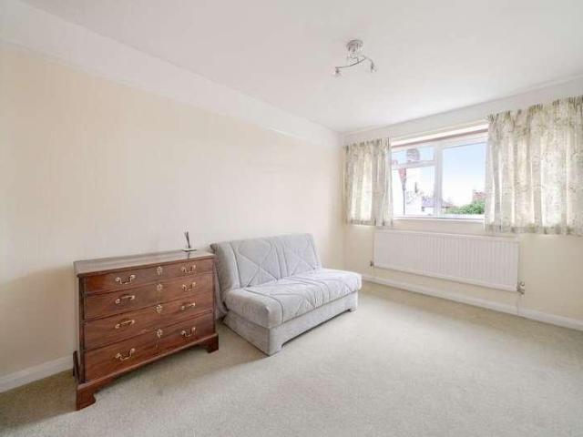 House for sale in Lower Halliford, Surrey