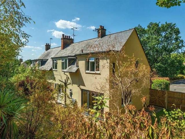 House for sale in Crowthorne
