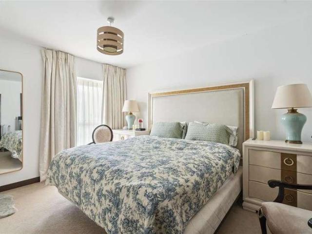 House for sale in Denham