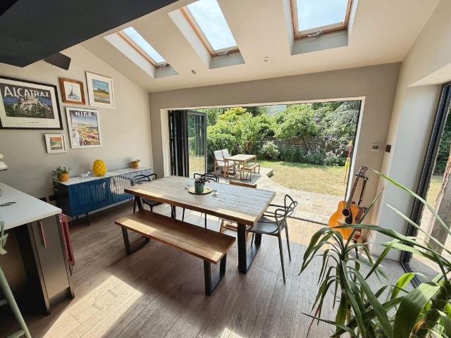 House for sale in Cottingley, West Yorkshire