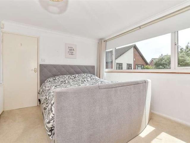 House for sale in Higham Wood, Bourne Vale
