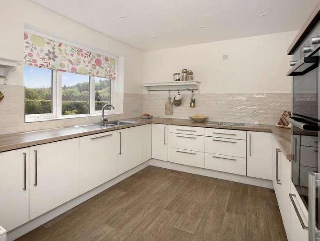 House for sale in West Hill, Budlake