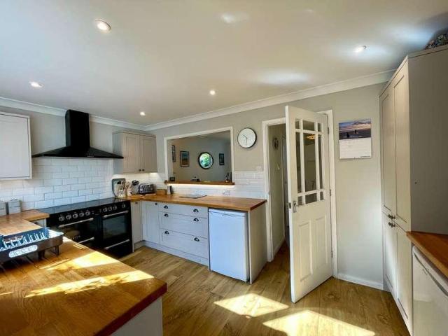 House for sale in Bramfield, Eastbridge