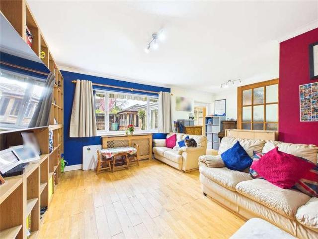 House for sale in St. Peter the Great County, St Peters