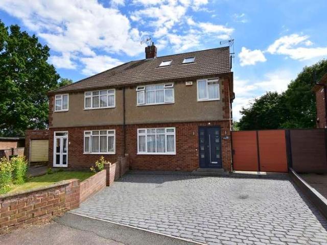 House for sale in North Watford, Hertfordshire