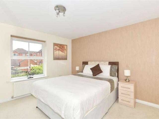 House for sale in Three Bridges, Glynde
