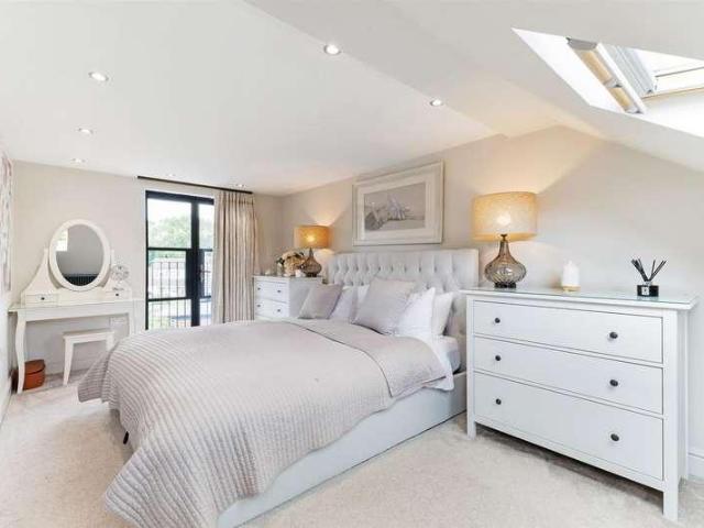 House for sale in Fifield, Bray