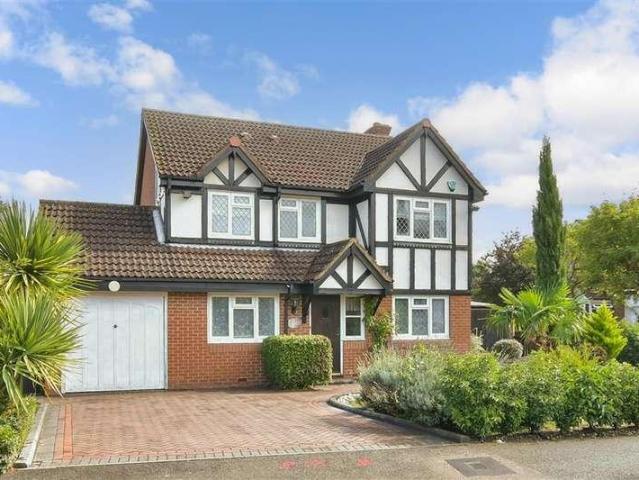 House for sale in The Butts, Kent