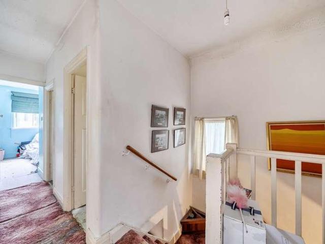 House for sale in Finchley, Greater London
